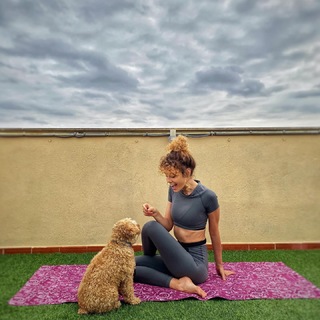 Esther Acebo feet photo thumbnail