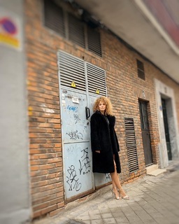 Esther Acebo feet photo thumbnail