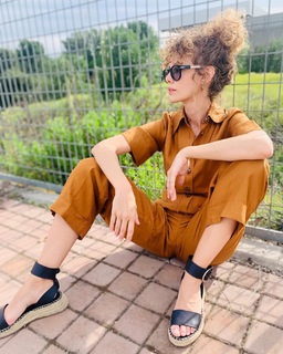 Esther Acebo feet photo thumbnail