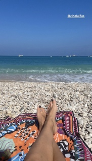 Esther Acebo feet photo thumbnail