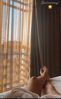 Esther Acebo feet photo thumbnail