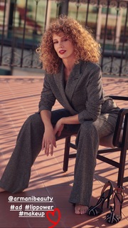 Esther Acebo feet photo thumbnail