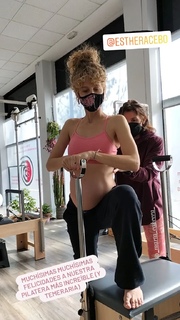 Esther Acebo feet photo thumbnail