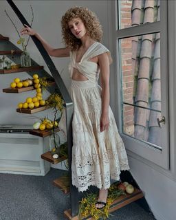 Esther Acebo feet photo thumbnail