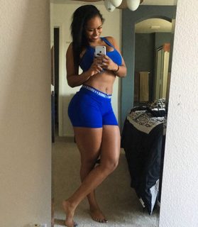 Esther Baxter feet photo 8