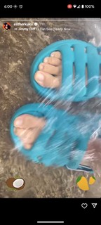 Esther Ku feet photo 6