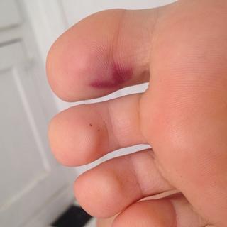 Esther Povitsky feet photo thumbnail