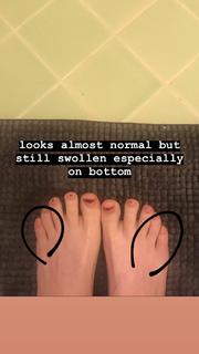 Esther Povitsky feet photo thumbnail
