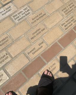 Esther Povitsky feet photo thumbnail
