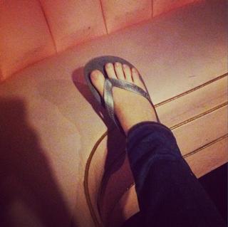 Esther Povitsky feet photo thumbnail