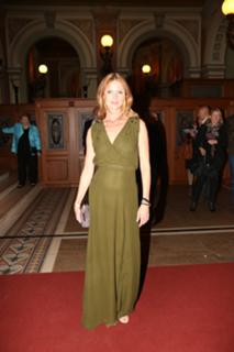Esther Schweins feet photo thumbnail