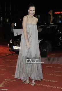 Esther Sedlaczek feet photo 6