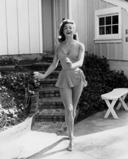 Esther Williams feet photo 18
