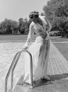 Esther Williams feet photo 19