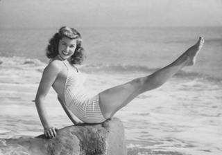 Esther Williams feet photo 15