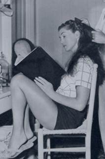 Esther Williams feet photo 10