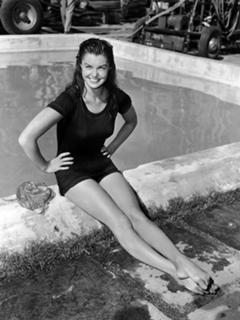 Esther Williams feet photo 20