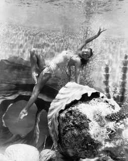 Esther Williams feet photo 5