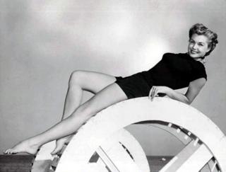 Esther Williams feet photo 12