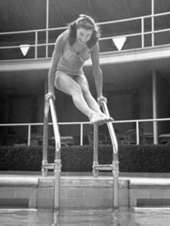 Esther Williams feet photo 7