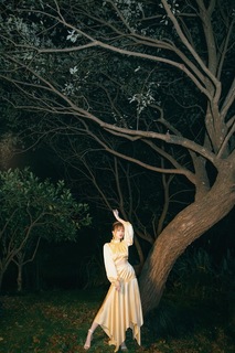 Esther Yu feet photo 10