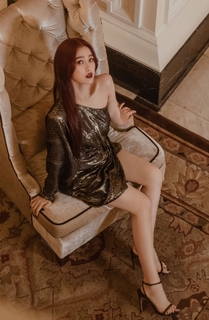 Esther Yu feet photo 17