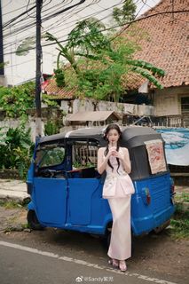 Esther Yu feet photo 6