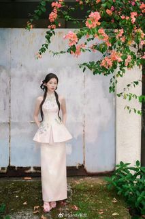 Esther Yu feet photo 5
