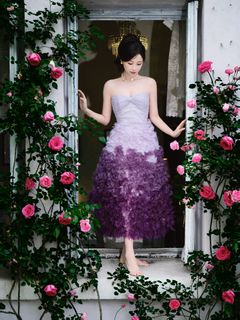 Esther Yu feet photo 2
