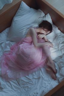 Esther Yu feet photo 20