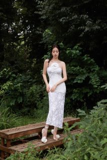 Esther Yu feet photo 3