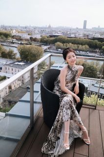 Esther Yu feet photo 2