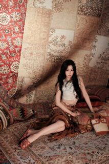 Esther Yu feet photo 12