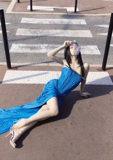 Esther Yu feet photo 9