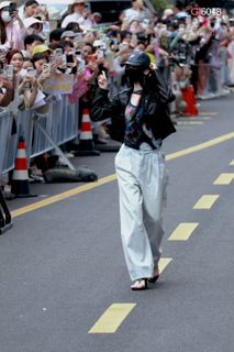 Esther Yu feet photo 10