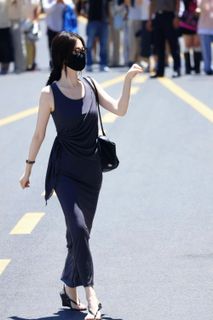 Esther Yu feet photo 8