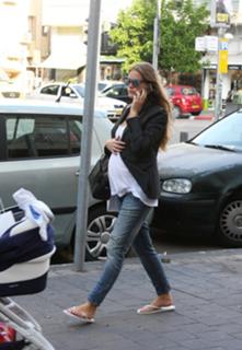Esti Ginzburg feet photo 20