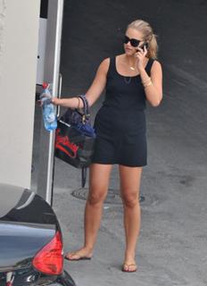 Esti Ginzburg feet photo 1