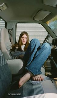 Ethel Cain feet photo 1