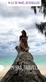 Eugenia Lemos feet photo 3