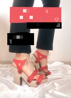 Eugenia Lemos feet photo 13