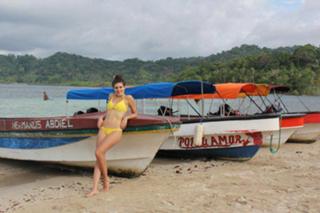 Eugenia Lemos feet photo 8