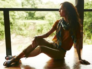 Eugenia Silva feet photo 3