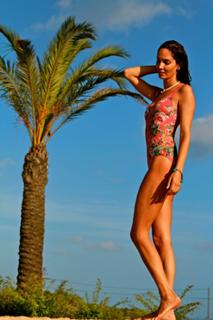Eugenia Silva feet photo 5