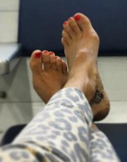 Eugenia Tobal feet photo 8