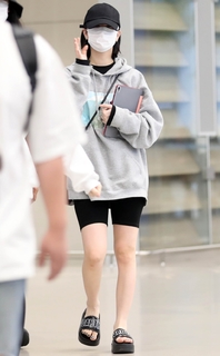 Eunha feet photo 10