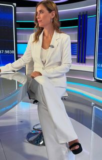 Eva Antonopoulou feet photo 4