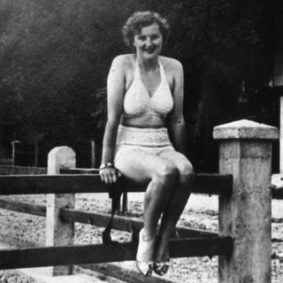 Eva Braun feet photo 3