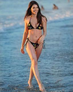 Eva De Dominici feet photo 11