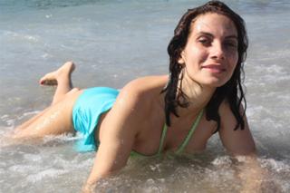 Eva Decastelo feet photo thumbnail